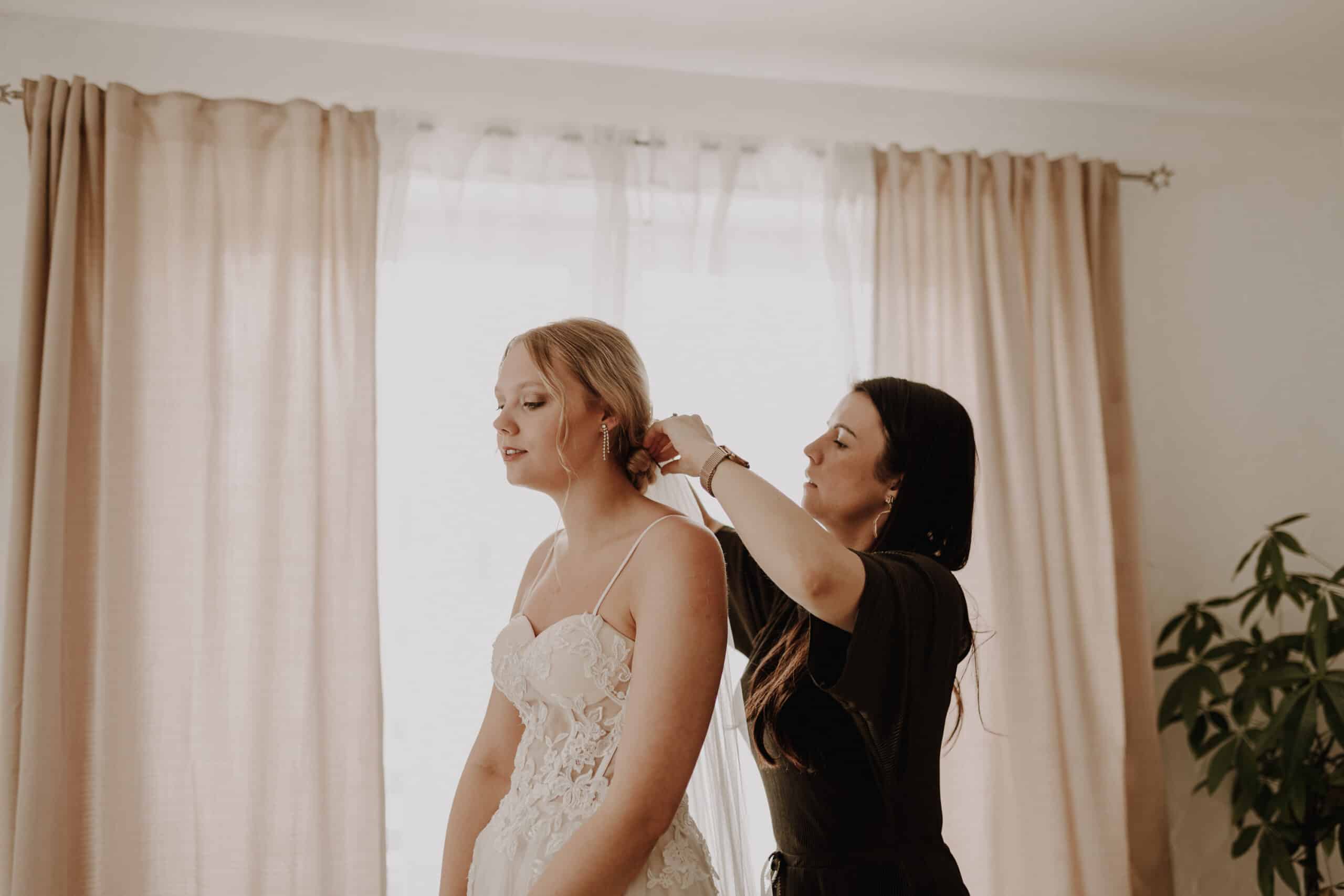https://aliagrace-weddings.de/wp-content/uploads/2024/07/052022_Eve-und-Lukas-SarahGuberFotografie-1837-scaled.jpg